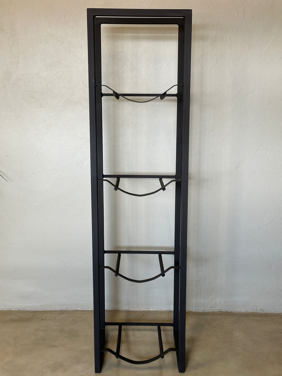 Water Bottle Stand