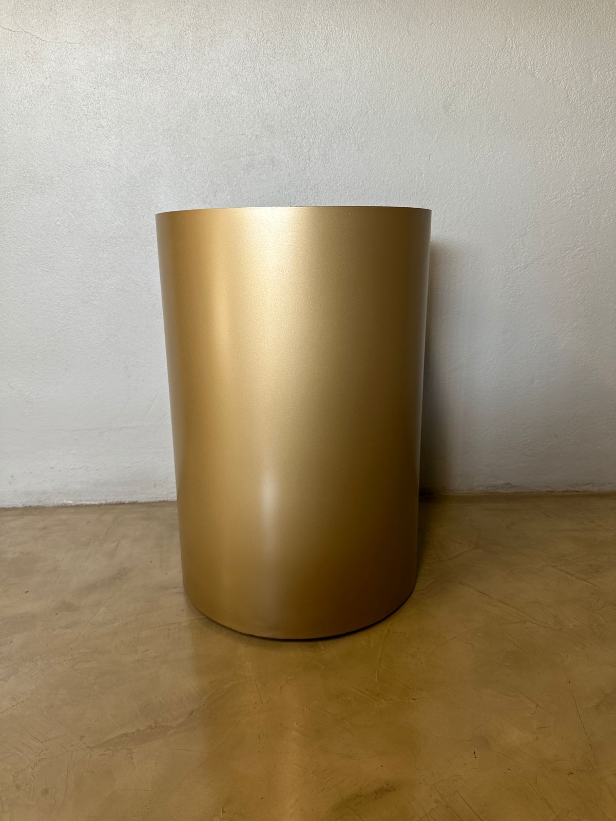 Cylinder Pot in Aged Brass