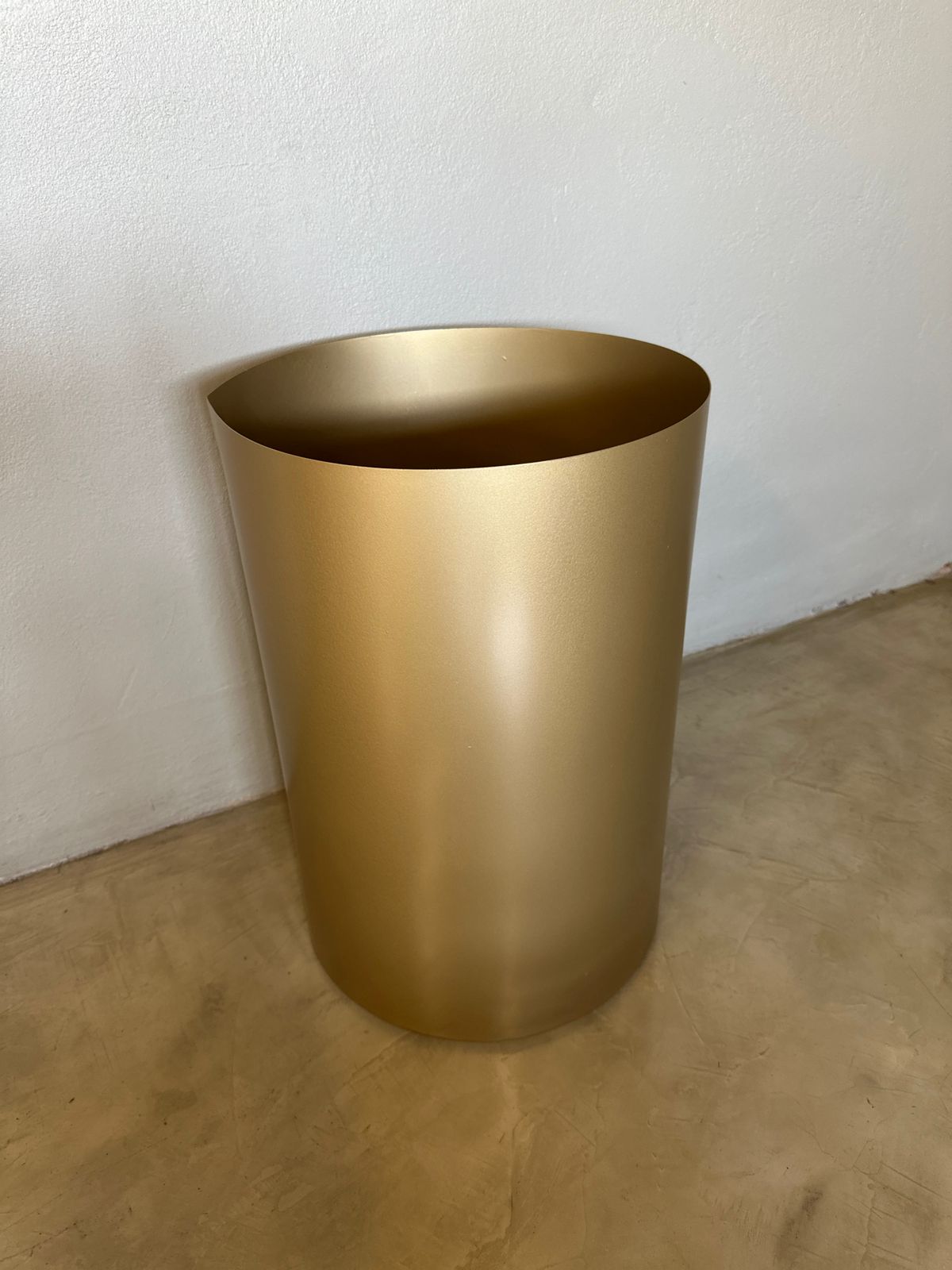 Cylinder Pot in Aged Brass