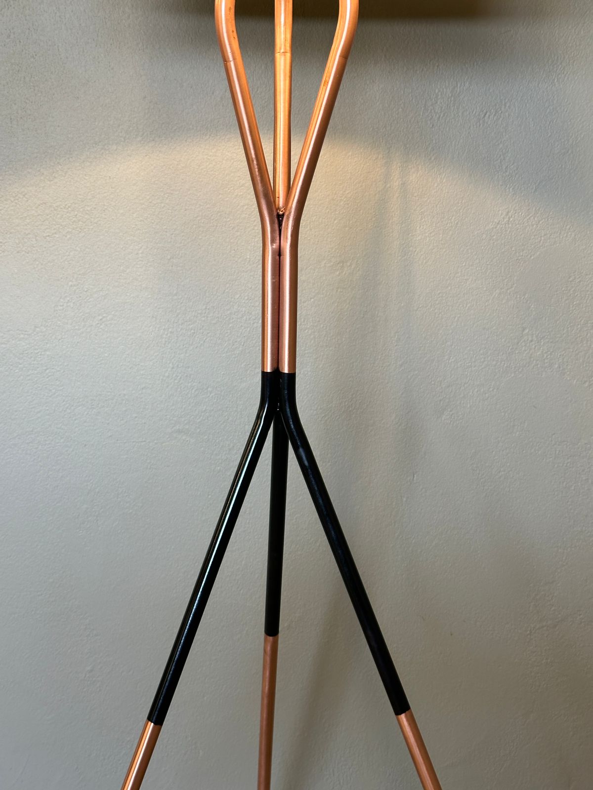 Two-Tone Tripod Lamp