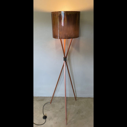 Tripod Lamp - Medium